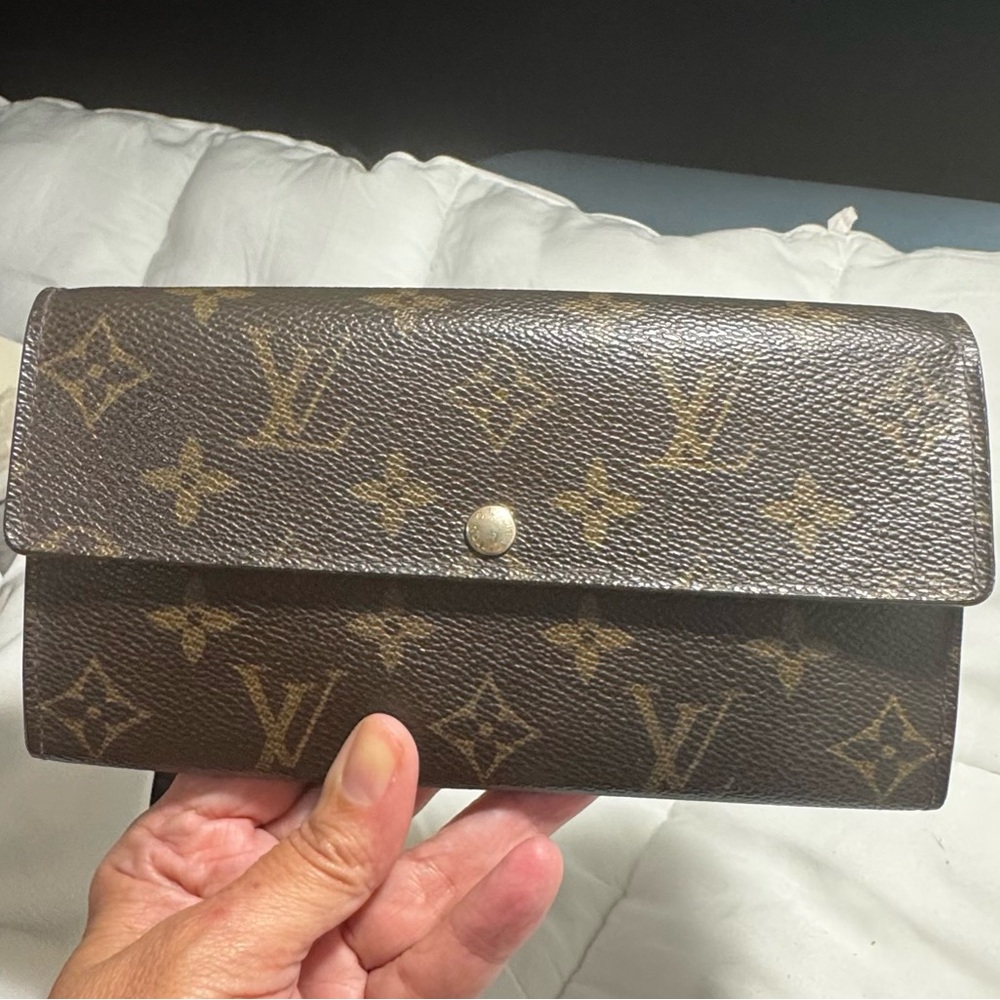 Louis Vuitton Vintage Classic Brown Monogram Wallet